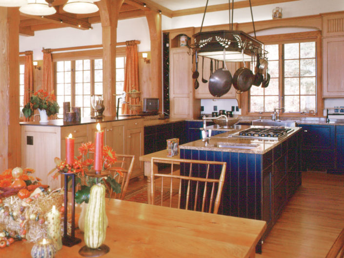 Custom Luxury Home Kitchen Timber Frame Posts