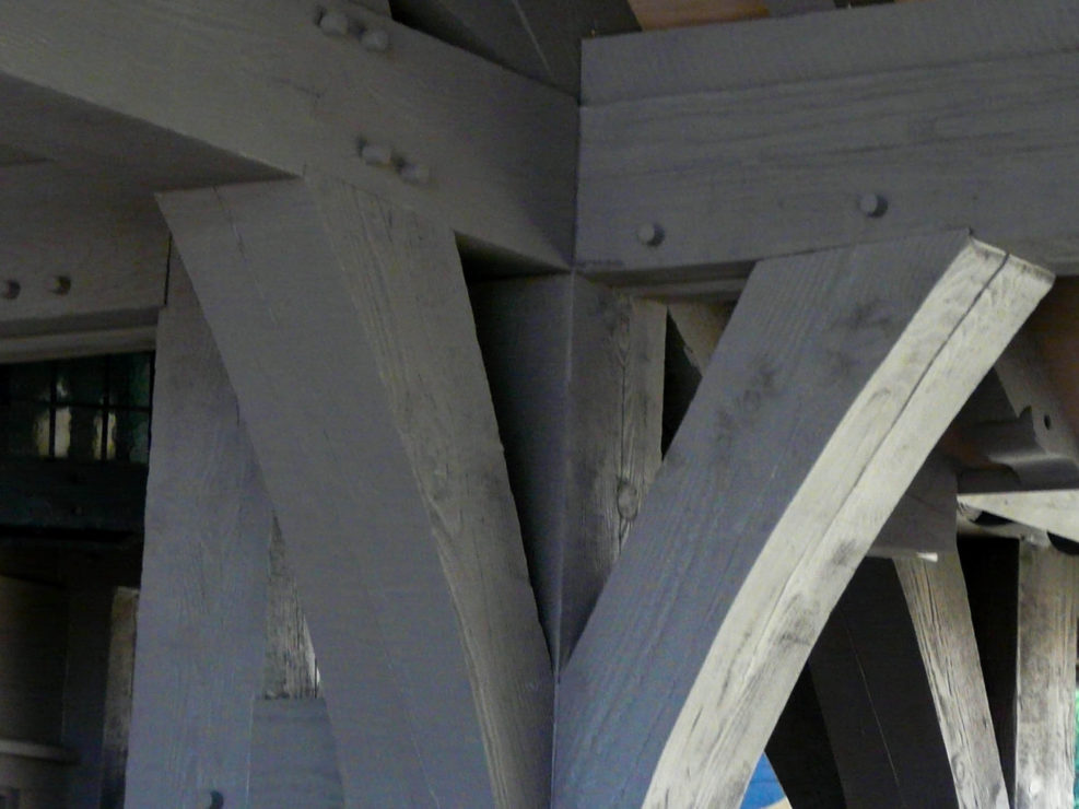 Timber Frame Covered Porch - Post & Beam Detail