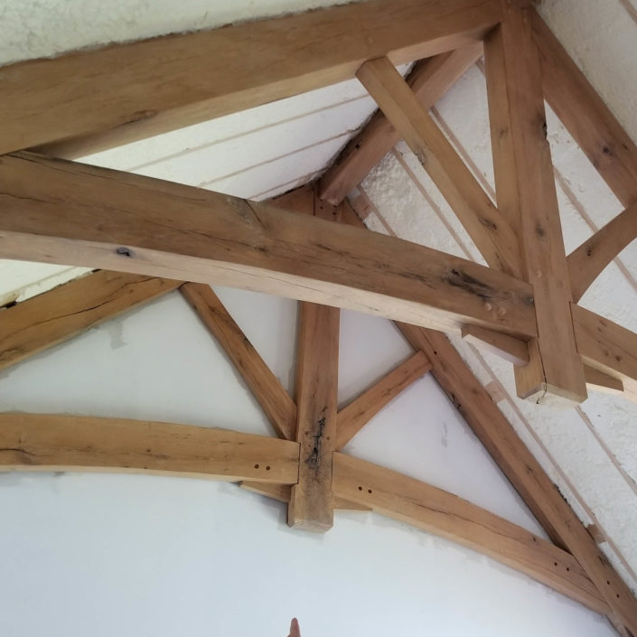 Arched Raised Chord King Post Truss with Struts