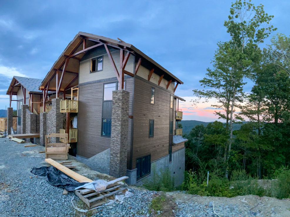 Panoramic views of the Blue Ridge Mountains from the condos in The Summit at Echota.